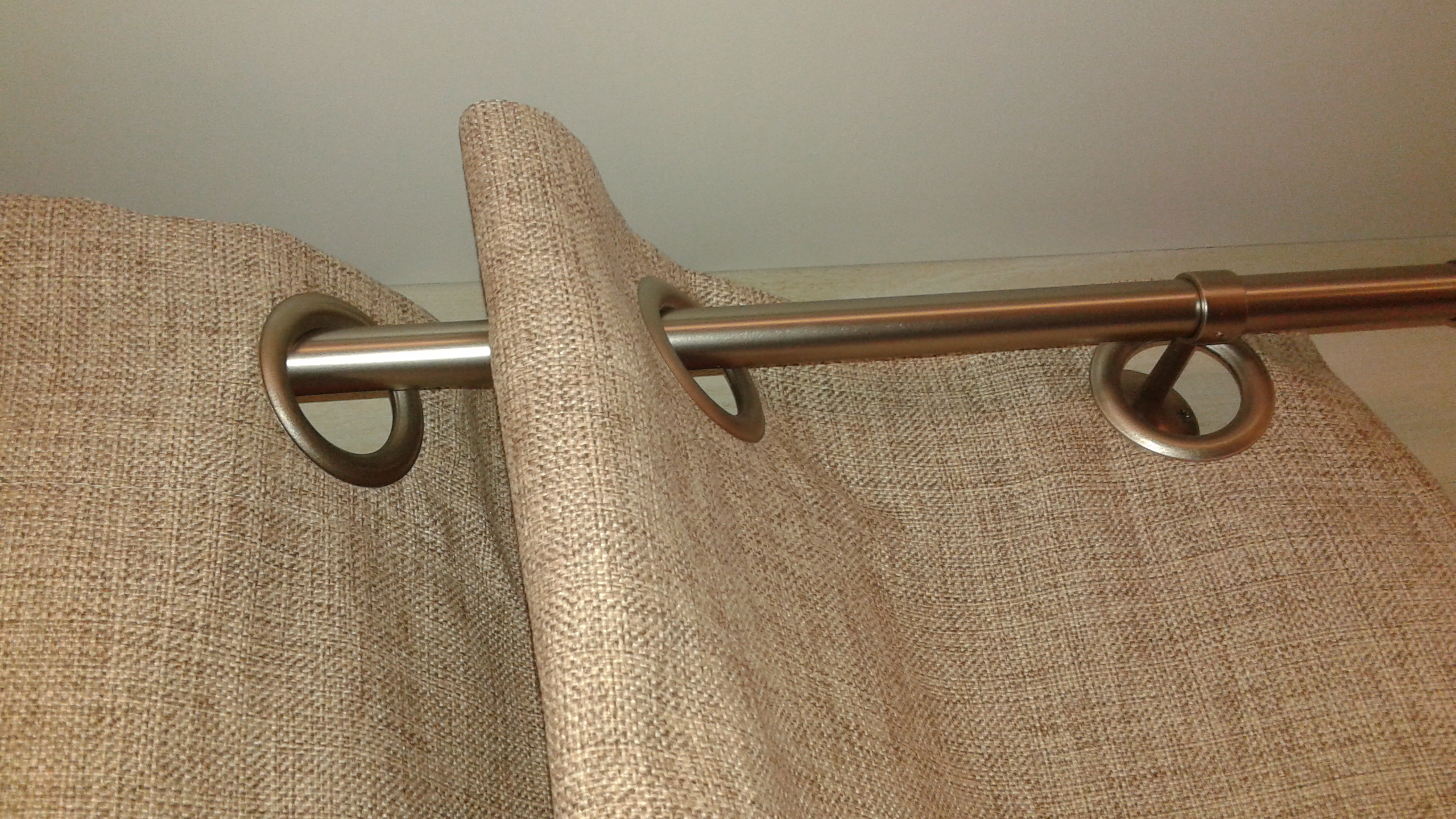 Détail tete de rideau