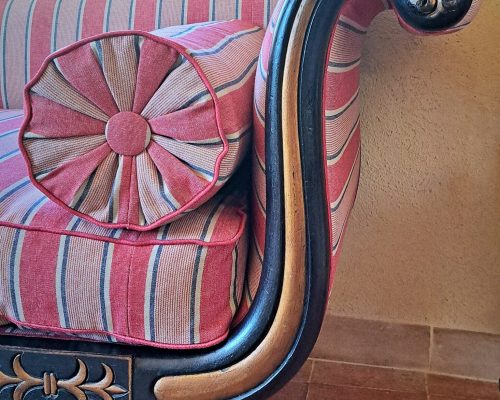 Banquette REGENCY Tapissier traditionnel SEDENTaire Aveyron lozere
