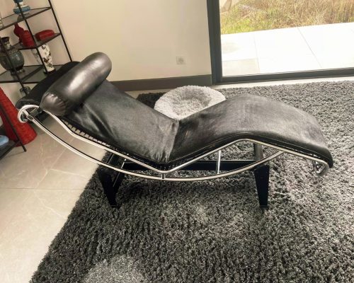 Chaise longue LC4 LE CORBUSIER restauration SEDENTaire tapissier AVEYRON