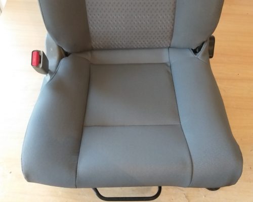Changement assise tissu mousse