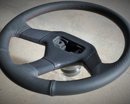 Volant cuir 205 GTI Lozere Aveyron SEDENTaire